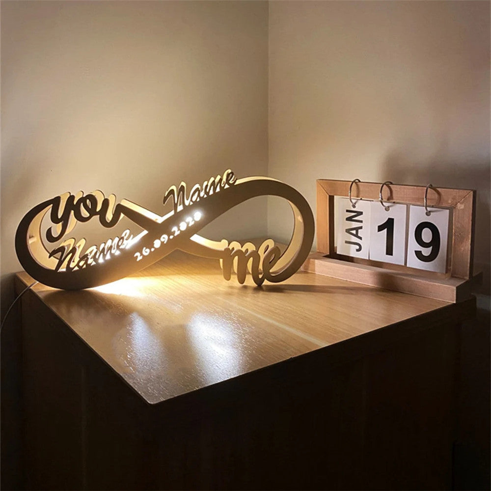 Coppia personalizzata con nome Infinity YOU AND ME Luce notturna LED USB